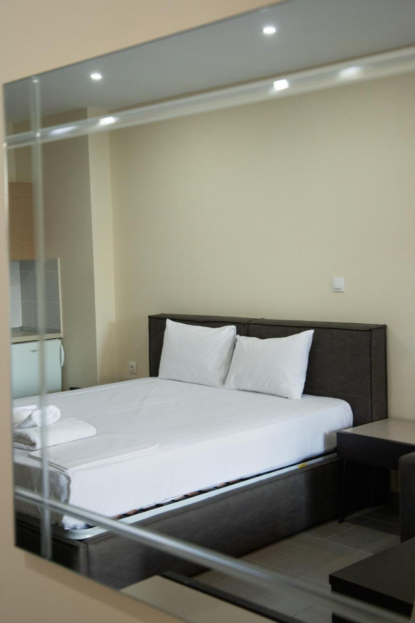 Sunset Inn Kriopigi Dış mekan fotoğraf