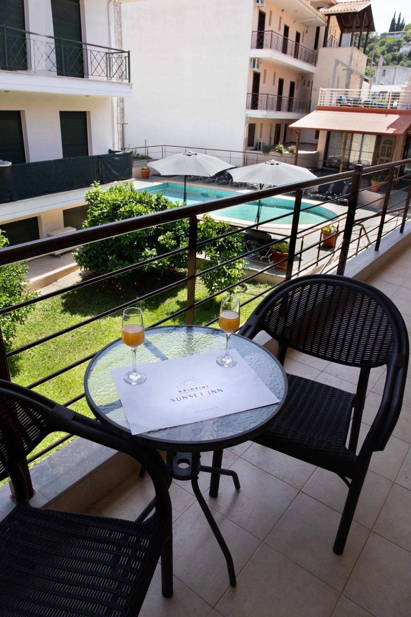 Sunset Inn Kriopigi Dış mekan fotoğraf